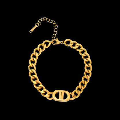 Waterproof Jewellery 18k Gold Chain Bracelet Black Background