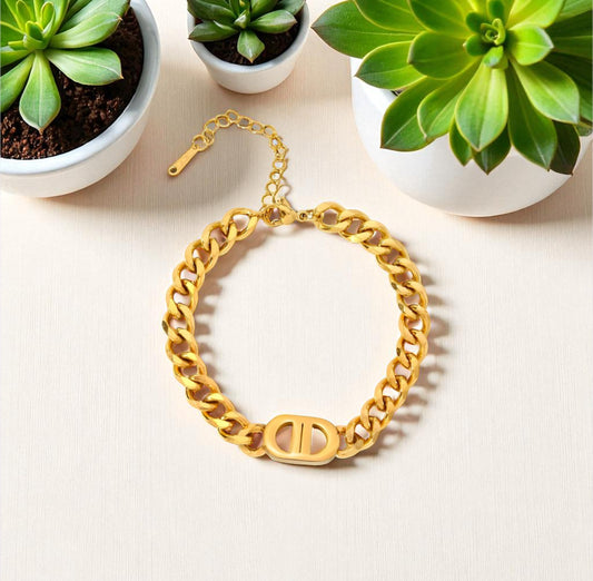 Waterproof Jewellery 18k Gold Chain Bracelet Plant Background