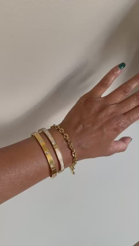 18k Gold Waterproof Jewellery and Sweatproof Jewellery Bangle Bracelet - video